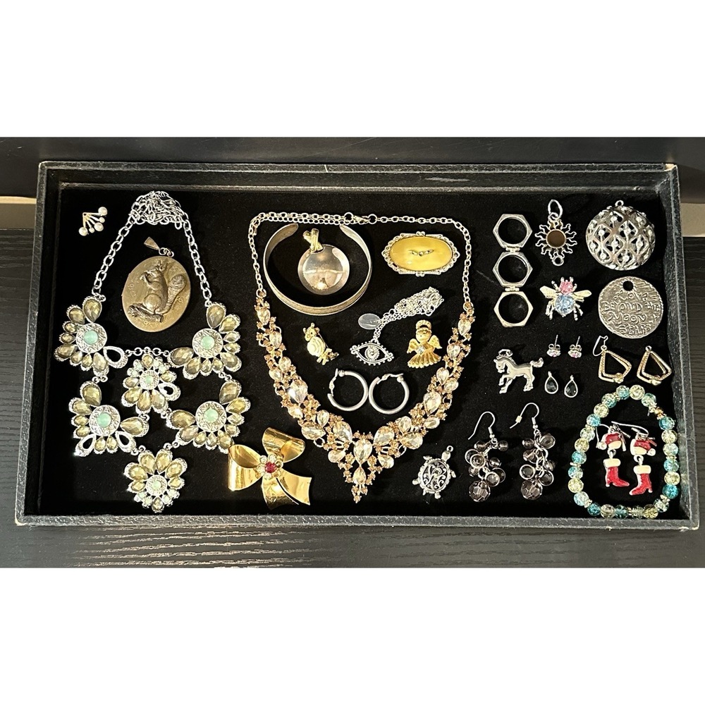 costume jewelry lot (some Vintage)